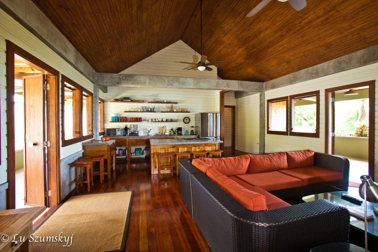 Pagua Bay House - Oceanfront Cabana'S Marigot Εξωτερικό φωτογραφία