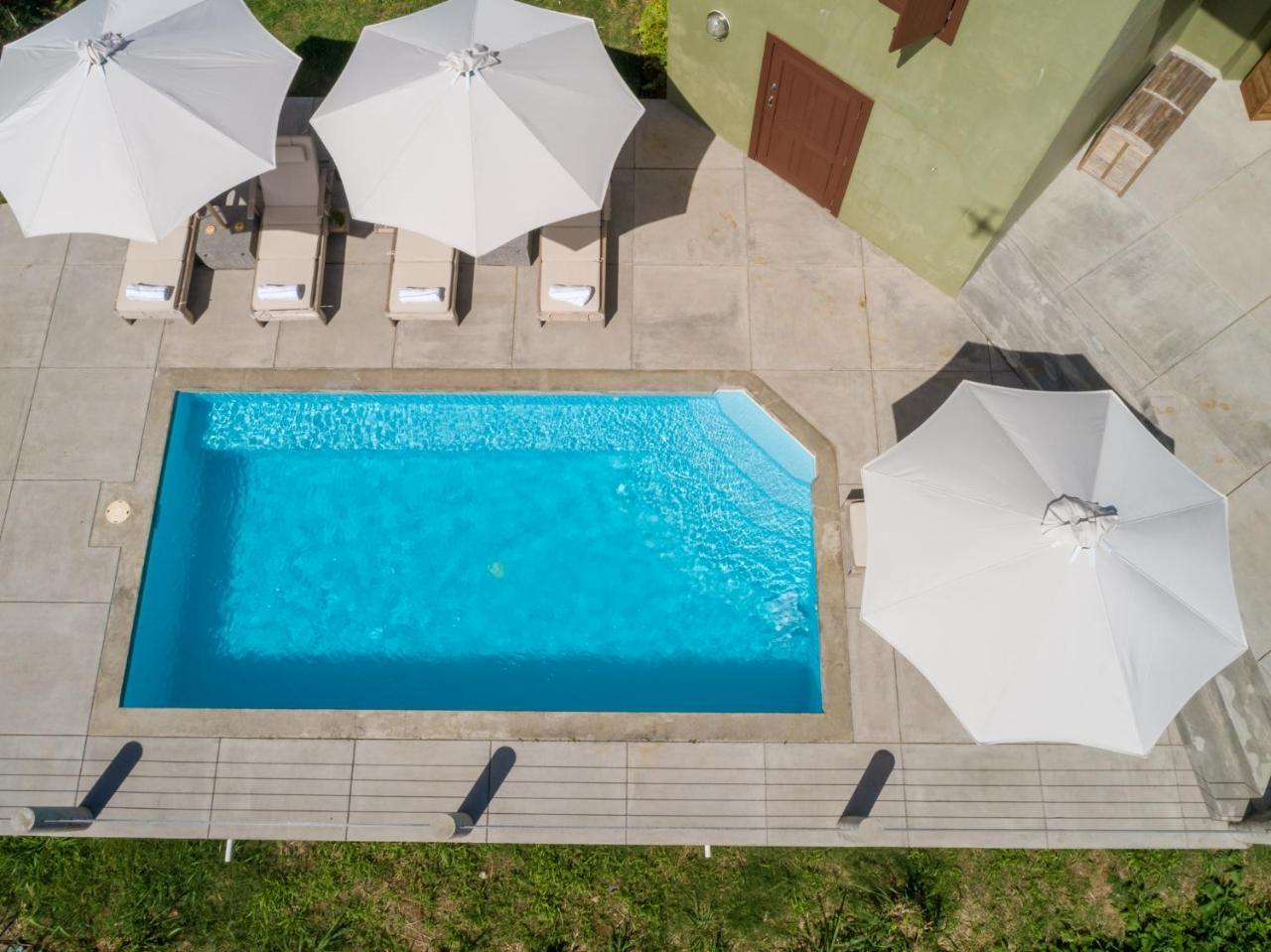 Pagua Bay House - Oceanfront Cabana'S Marigot Εξωτερικό φωτογραφία