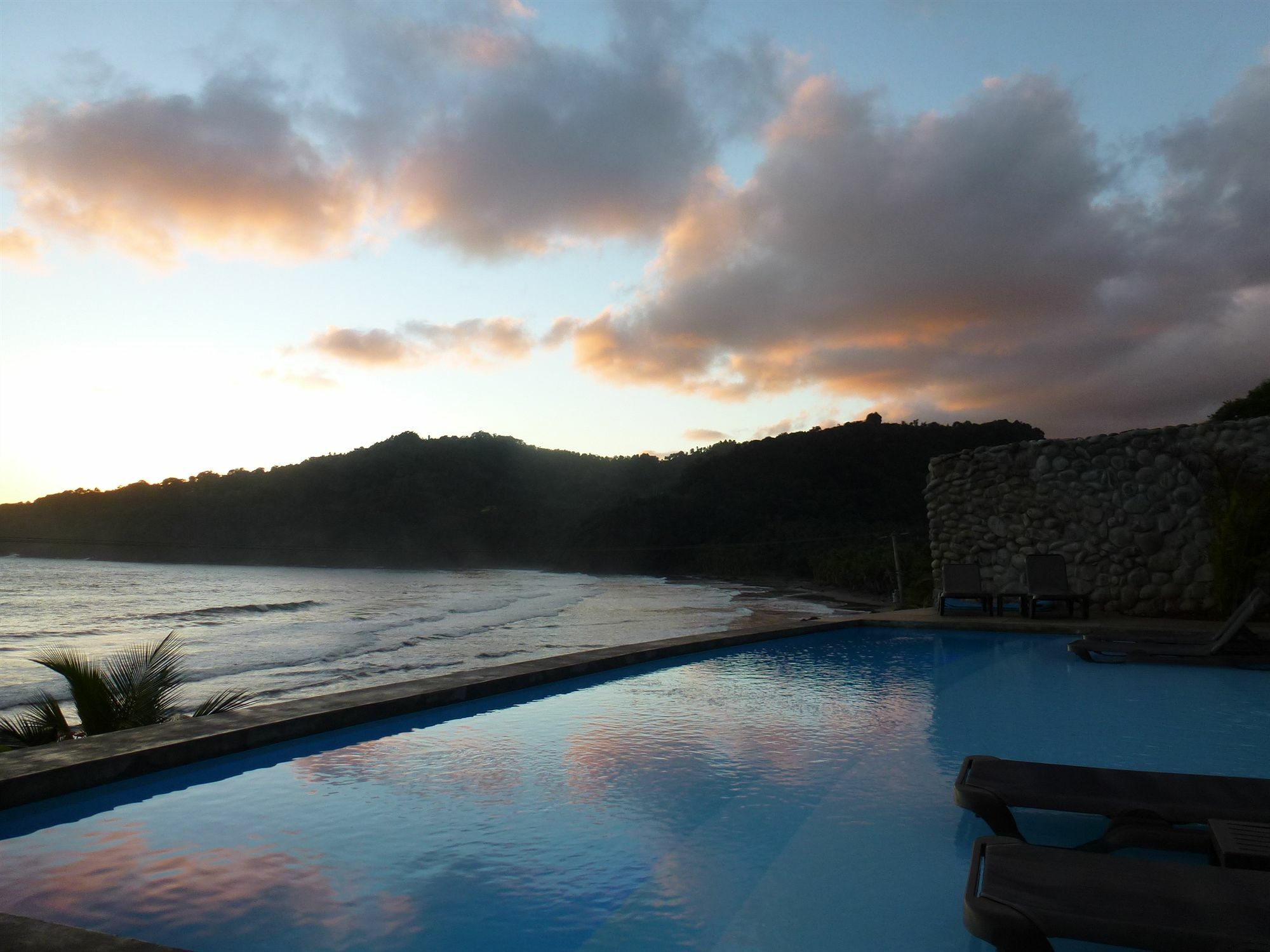 Pagua Bay House - Oceanfront Cabana'S Marigot Εξωτερικό φωτογραφία